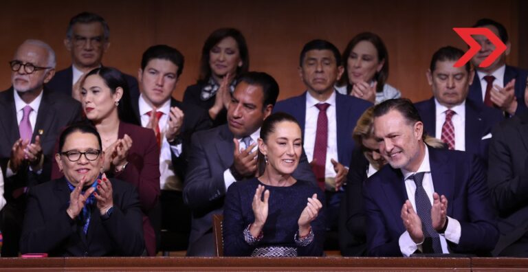 Sheinbaum recibe respaldo de gobernadores en aniversario de la Constitución de 1917